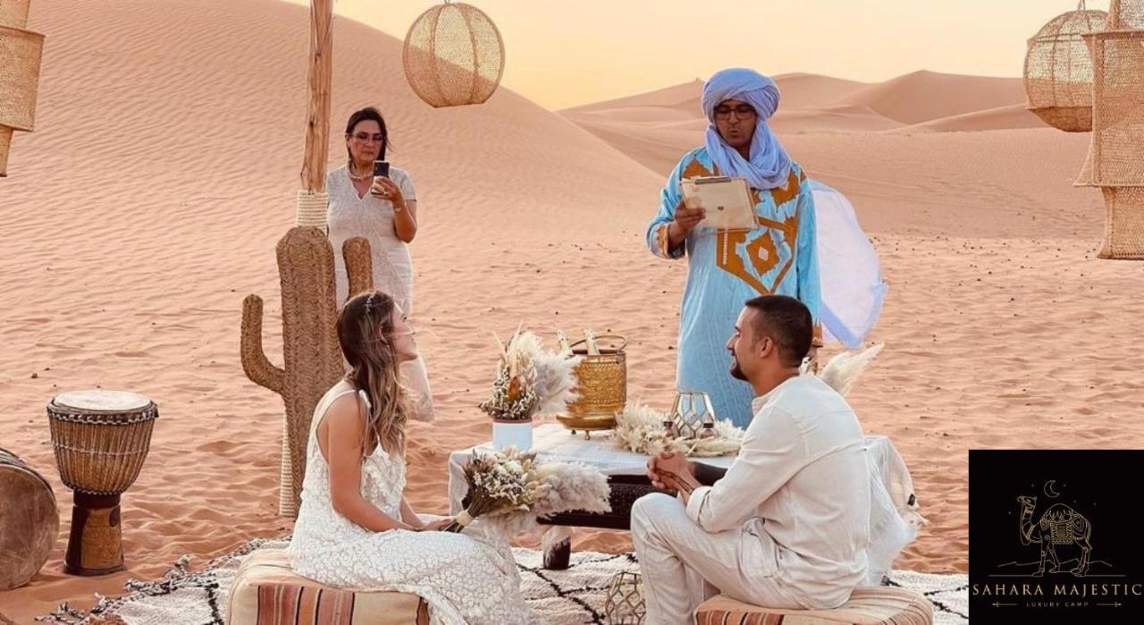 Sahara Majestic Luxury Camp Hotel Merzuga Kültér fotó A wedding in the Sahara